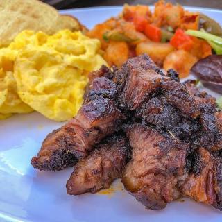 Come on by for brunch! 🍴 Our famous Burnt Ends and scrambled eggs 🍳