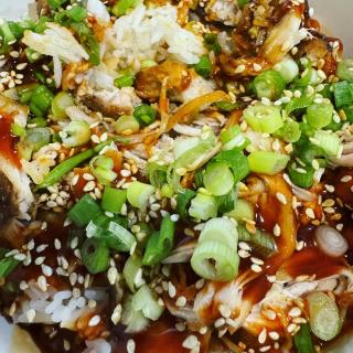 Introducing our new Korean Butcher Bowl! Choice of Smoked Chicken or Smoked Pork over yummy Rice. Topped with Fresh Diced Scallions, Sesame Seeds and Korean BBQ Sauce! #ButcherBar #TasteTheDifference